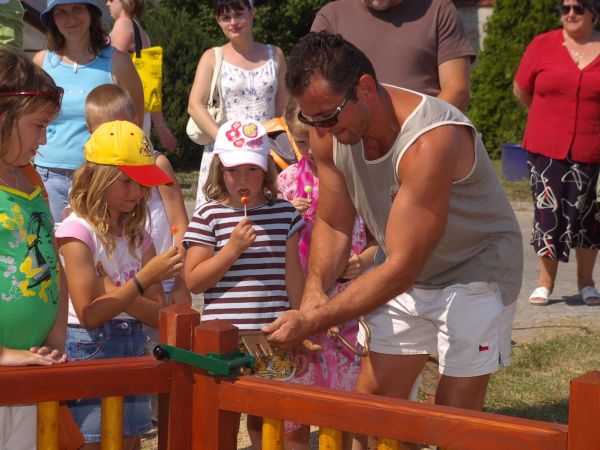 Dětské hřiště v parčíku na ulici Cihlářská