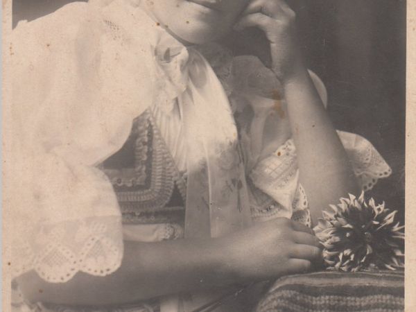 Přednáška o vývoji lidového oděvu v Lednici